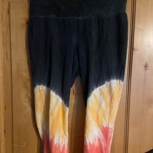 Tie-Dye Leggings - Black, Yellow, Red